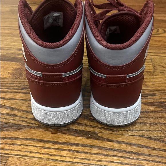Nike Air Jordan youth Burgundy and Gray sneakers - Picture 3 of 7